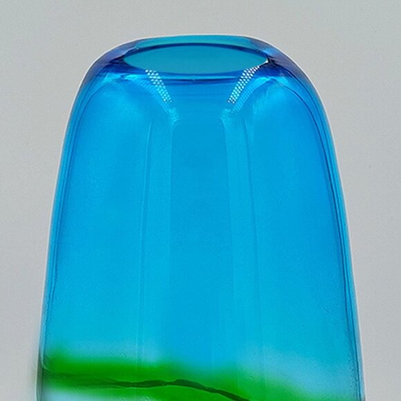 1970s Luxury Handcrafted Green and Blue Vase in Murano Glass. Made in Italy - Picture 9 of 10